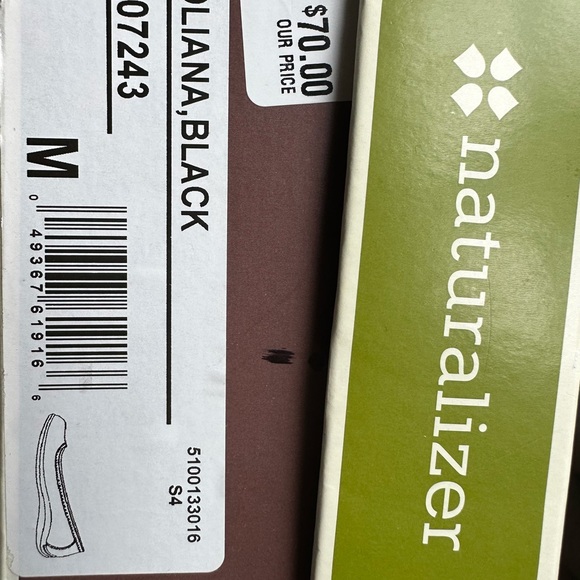 Naturalizer - Picture 3 of 4